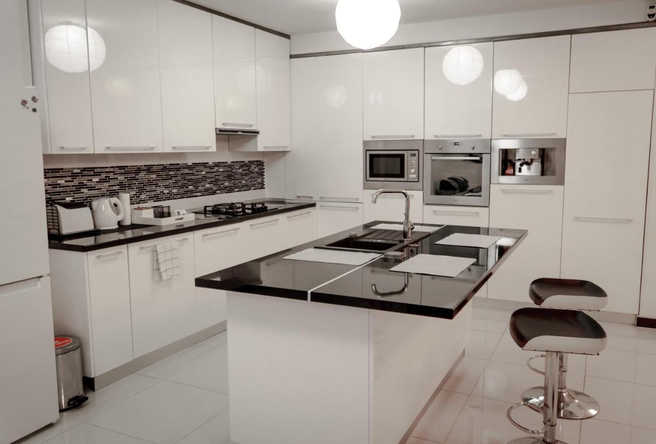Vila Carolina Apulum Villa Алба Юлия Екстериор снимка
