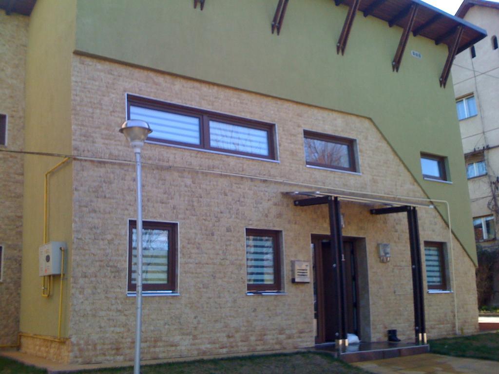 Vila Carolina Apulum Villa Алба Юлия Екстериор снимка